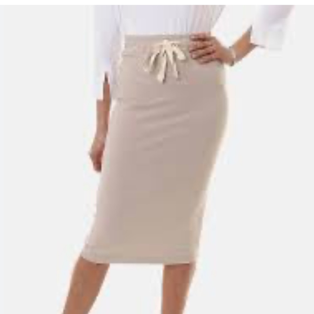 BY INSOMNIA WOMEN MIDI SKIRT STRETCHY MATERIAL TWO POCKETS BACK SLIT 24waist